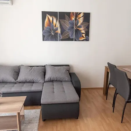 Kastel Gomilica Cozy And Stylish Near The Sea Apartment *